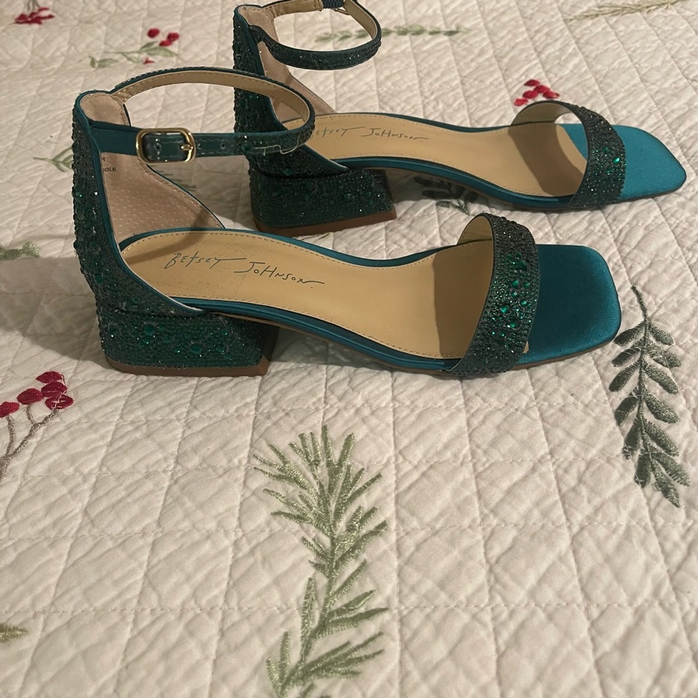 Emerald green block heel sandal.